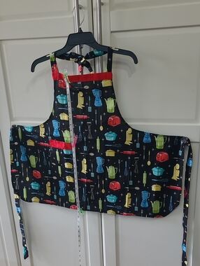 Apron Handmade Bright And  Colorful Short Cooking Design One Pocket